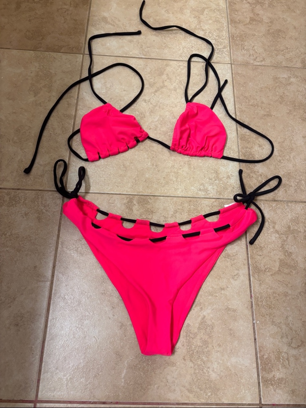 Vintage hot pink Fabletics bikini, no snags, size small